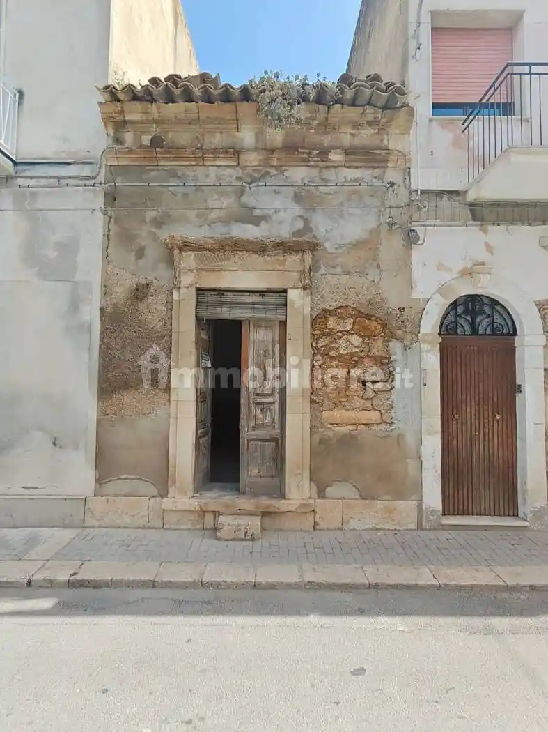 Casa indipendente in vendita a Vittoria