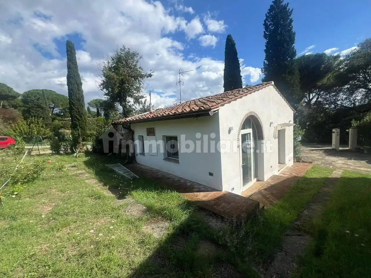 Casa indipendente in affitto a Firenze