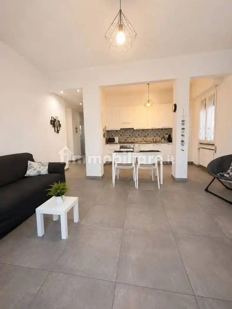 Appartamento in vendita a Savona