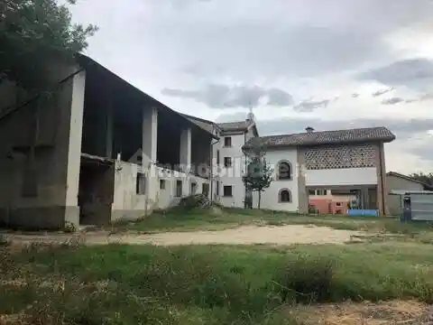 Villa in vendita a Mornico Losana