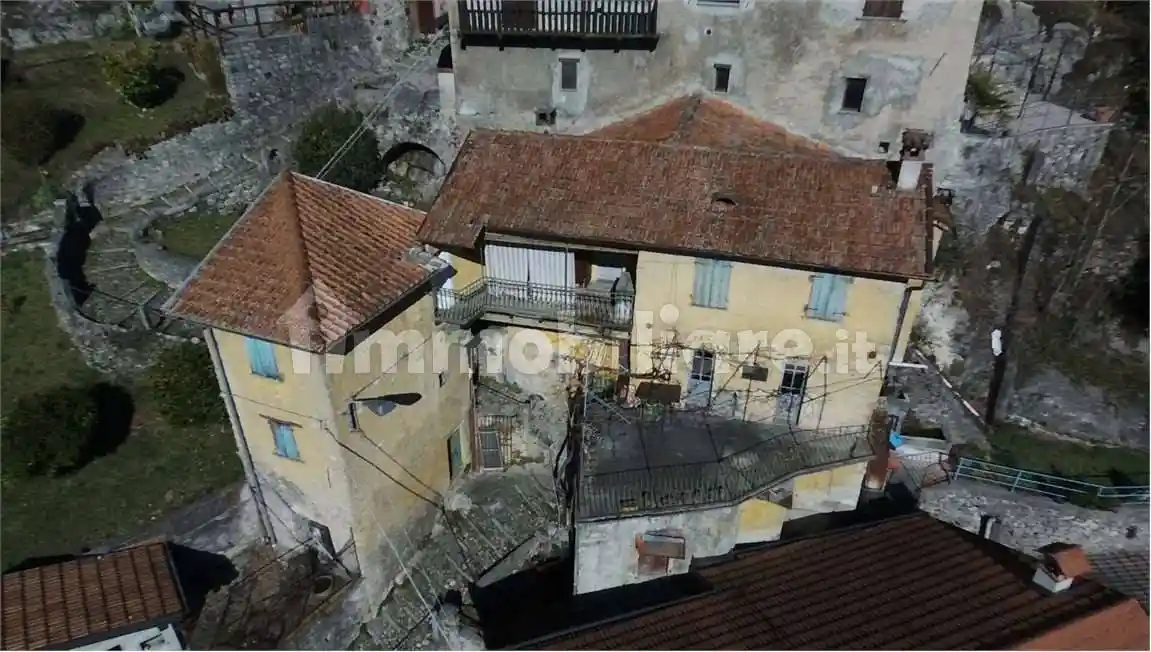 Rustico - Casale in vendita a Tremezzina