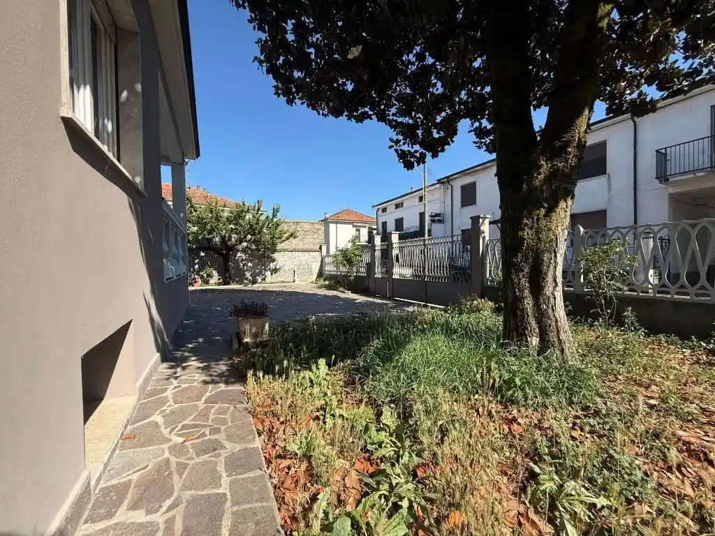 Villa in vendita a Zelo Buon Persico