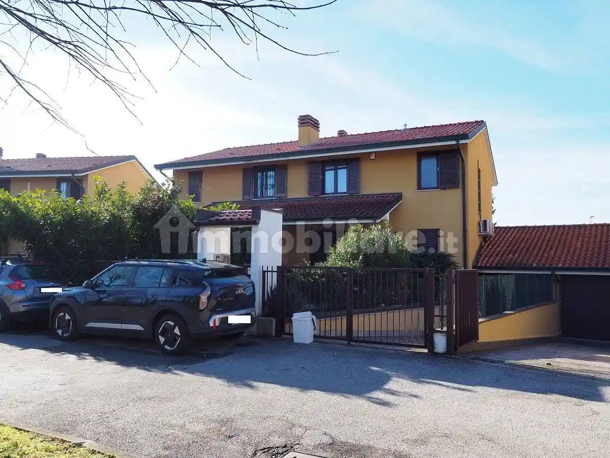 Villa in vendita a Inzago
