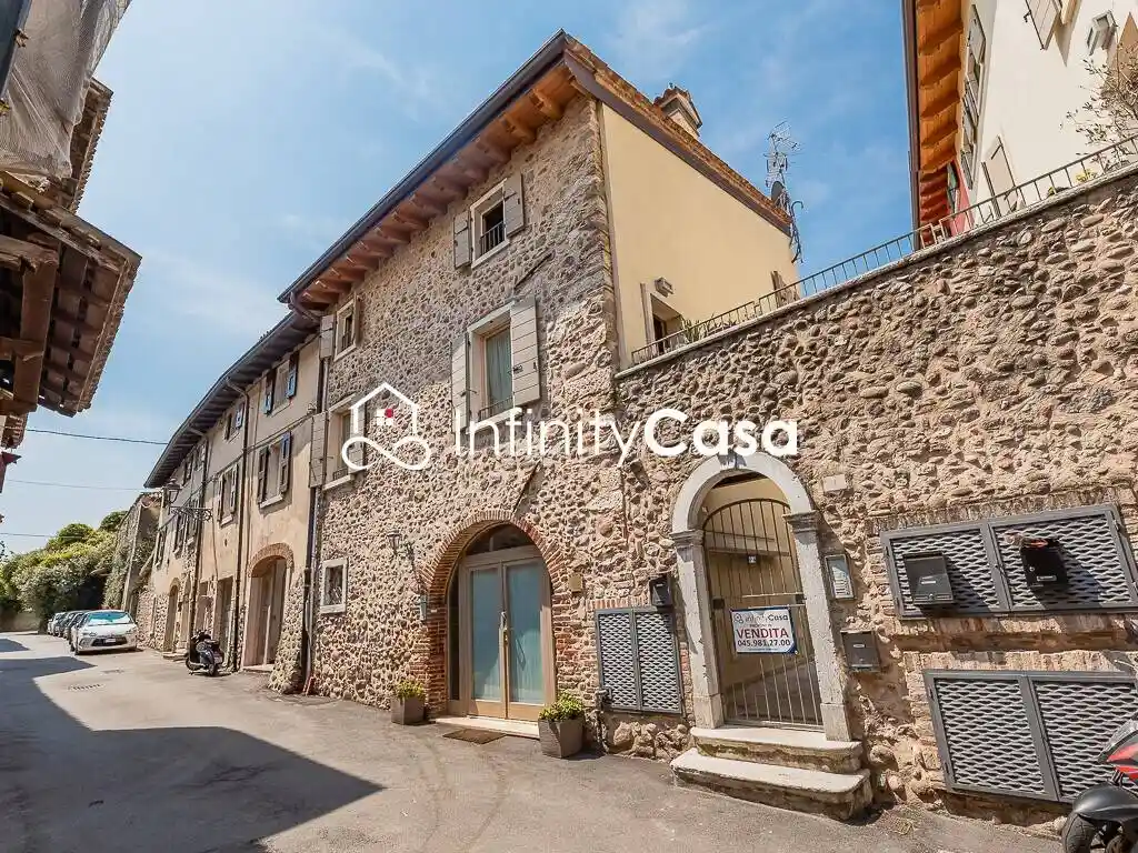 Appartamento in vendita a Bardolino