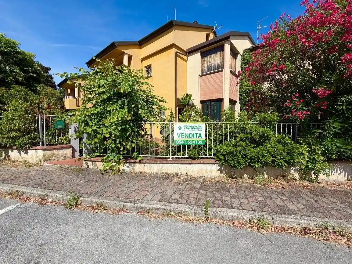 Villetta a schiera in vendita a Santarcangelo di Romagna