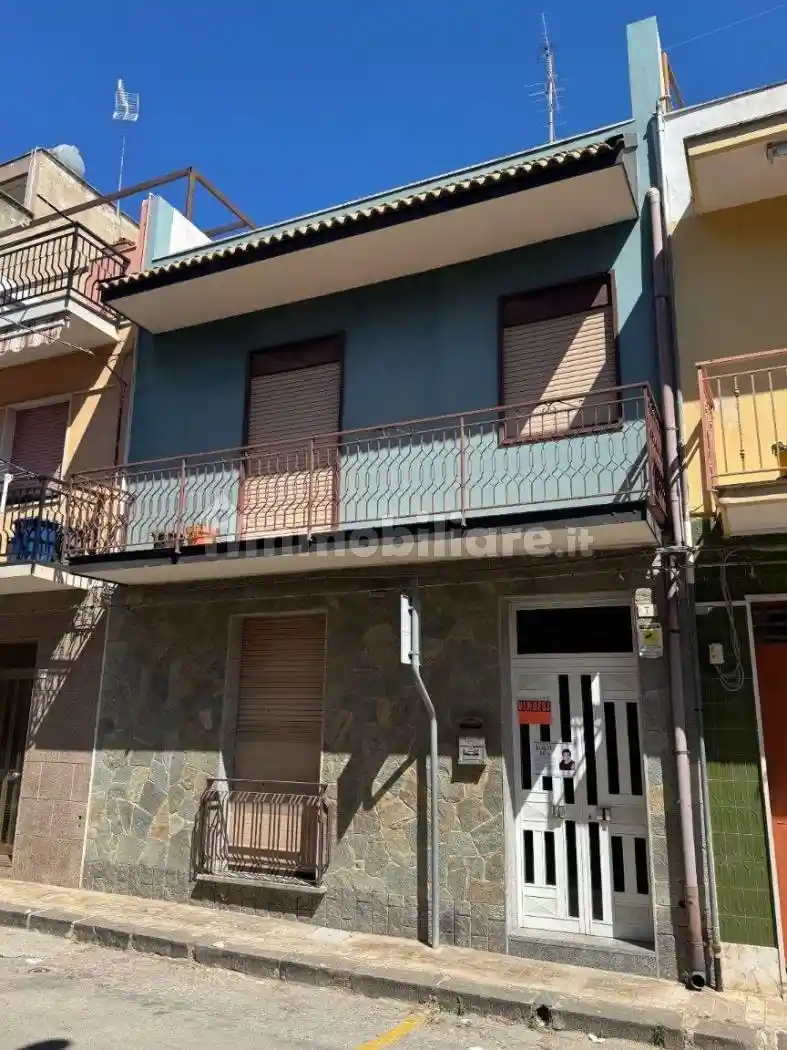 Appartamento in vendita a Floridia