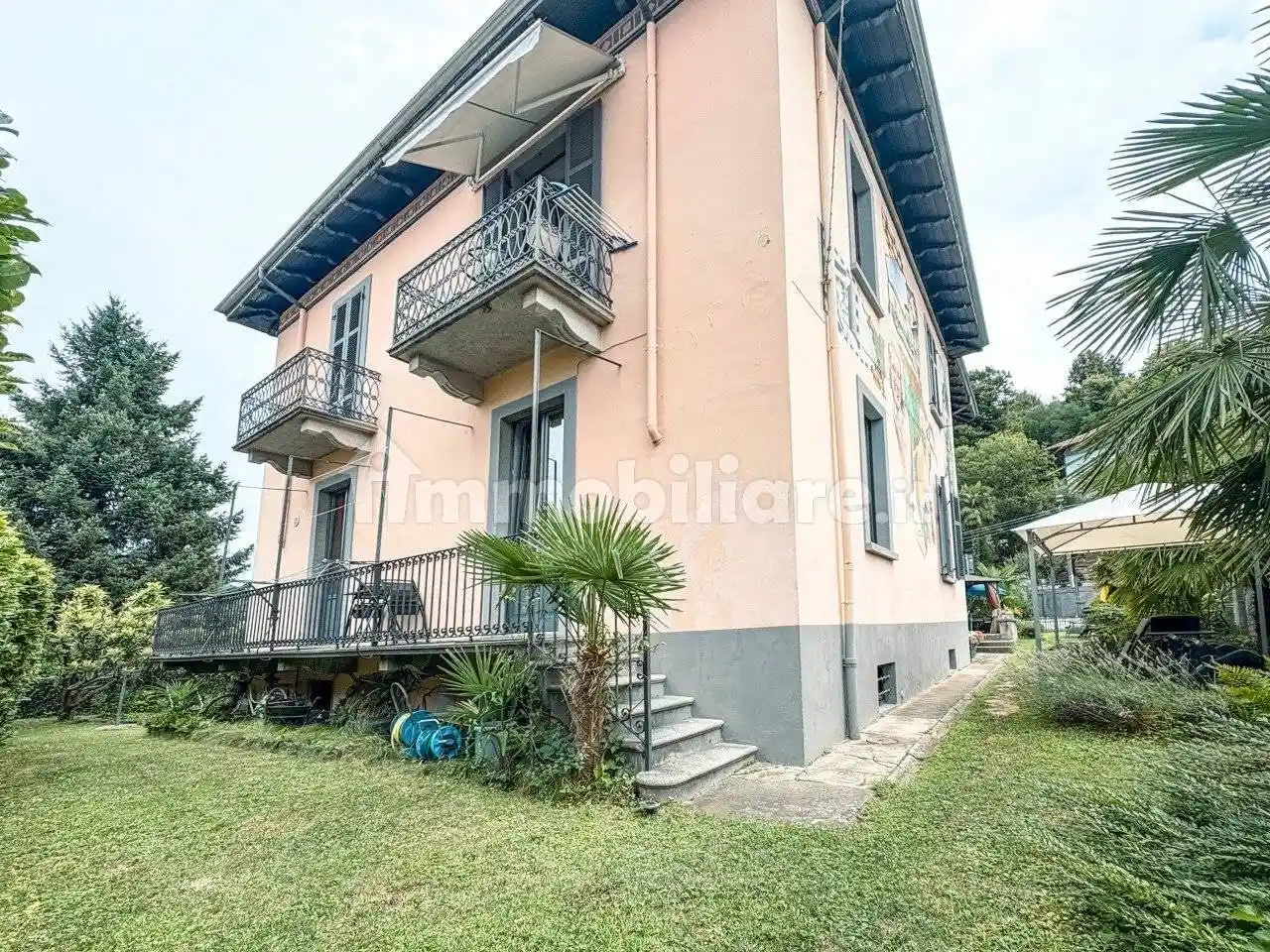 Villa in vendita a Orta San Giulio