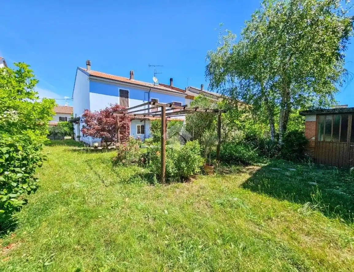 Casa indipendente in vendita a Alessandria