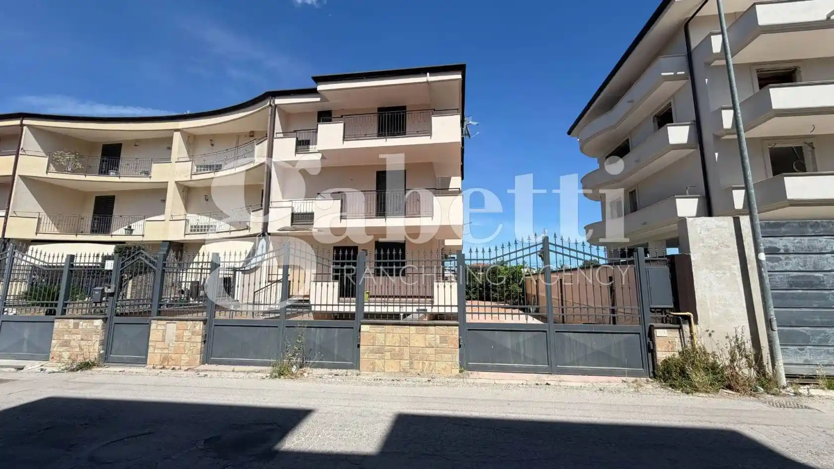 Villetta a schiera in vendita a Trentola-Ducenta