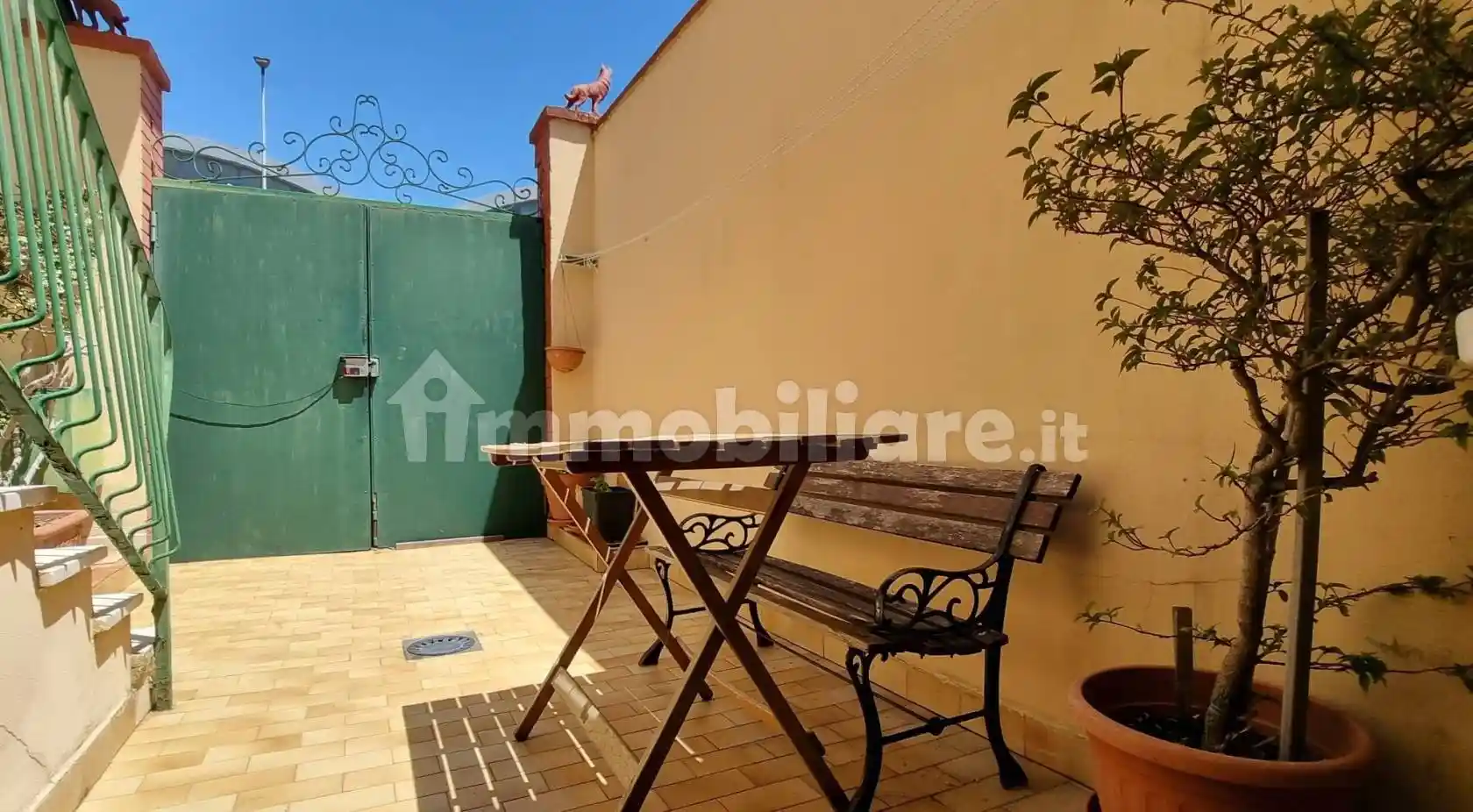 Appartamento in vendita a Livorno