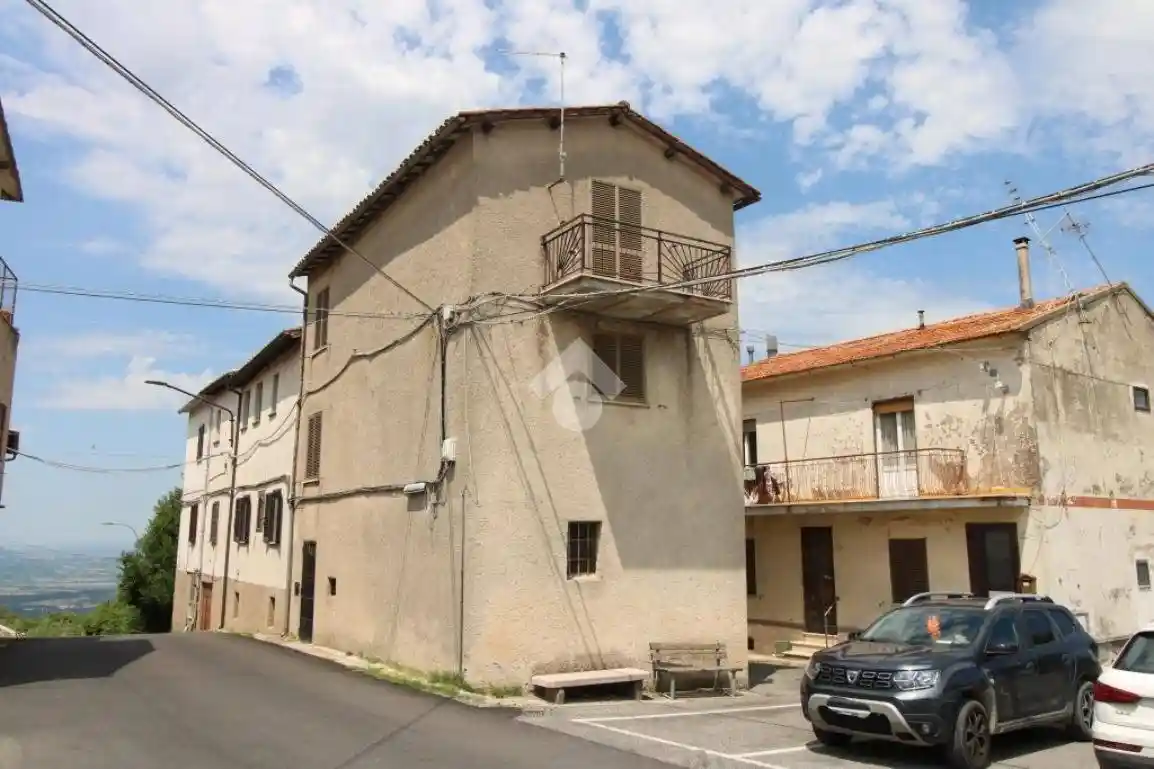 Appartamento in vendita a Poggio Mirteto