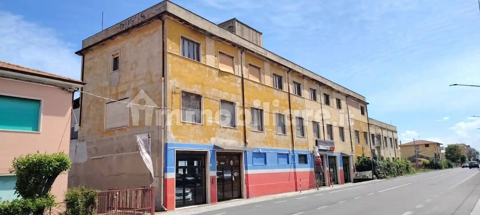 Palazzo - Edificio in vendita a Senigallia