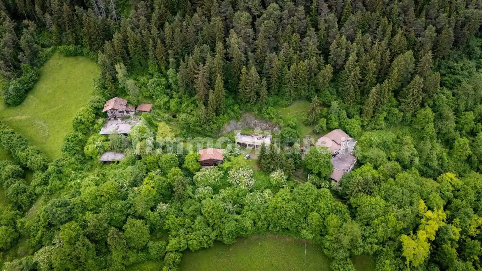 Rustico - Casale in vendita a Borno