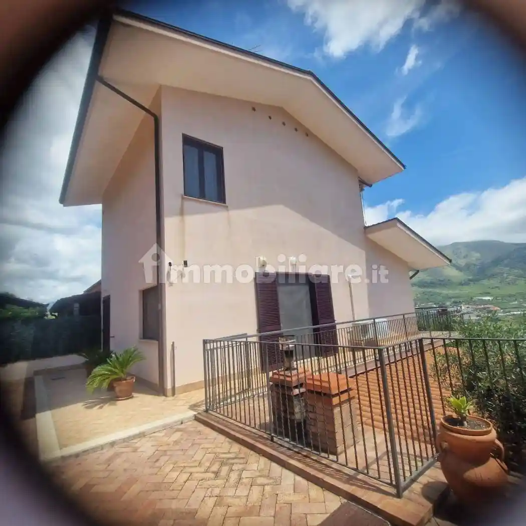 Villa in vendita a Itri