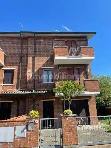 Casa indipendente in vendita a Ferrara