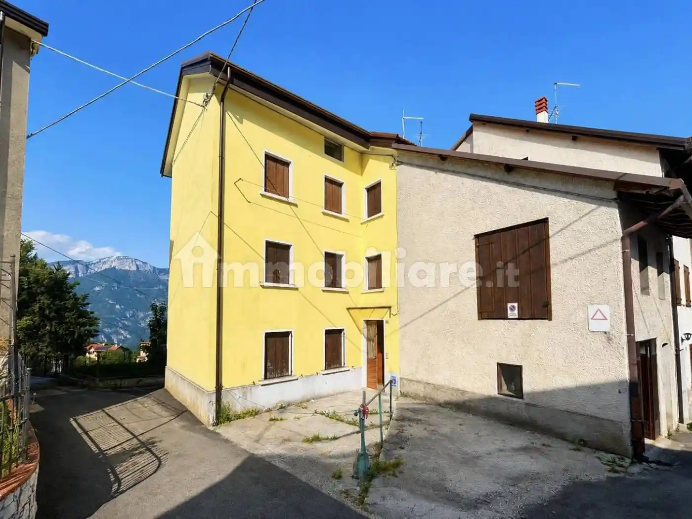 Appartamento in vendita a Tonezza del Cimone