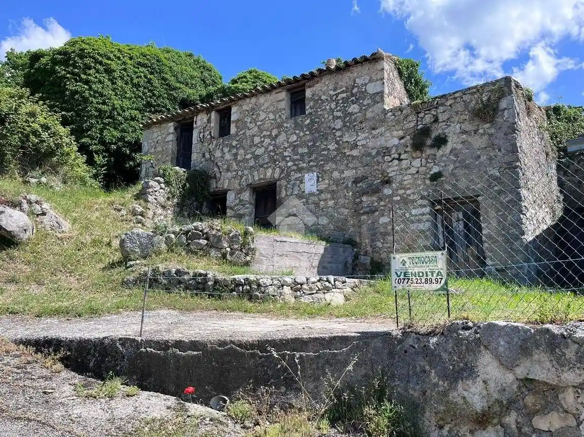 Rustico - Casale in vendita a Veroli