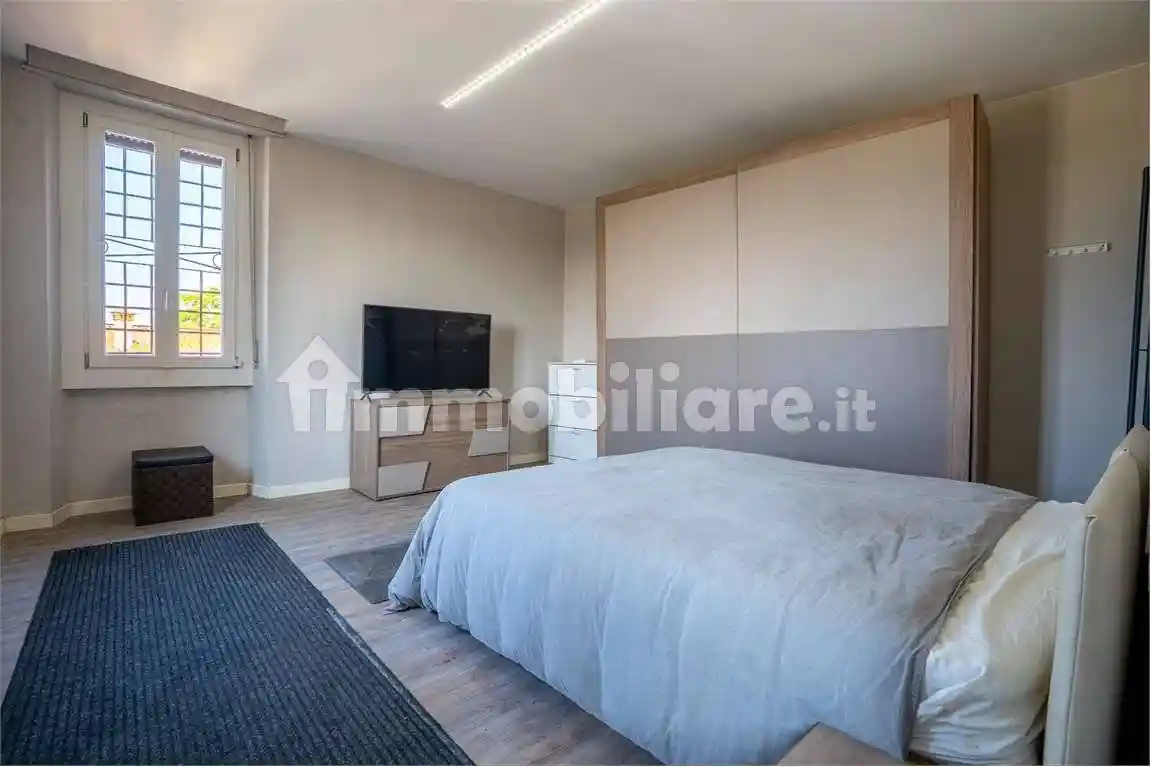 Palazzo - Edificio in vendita a Lonato del Garda