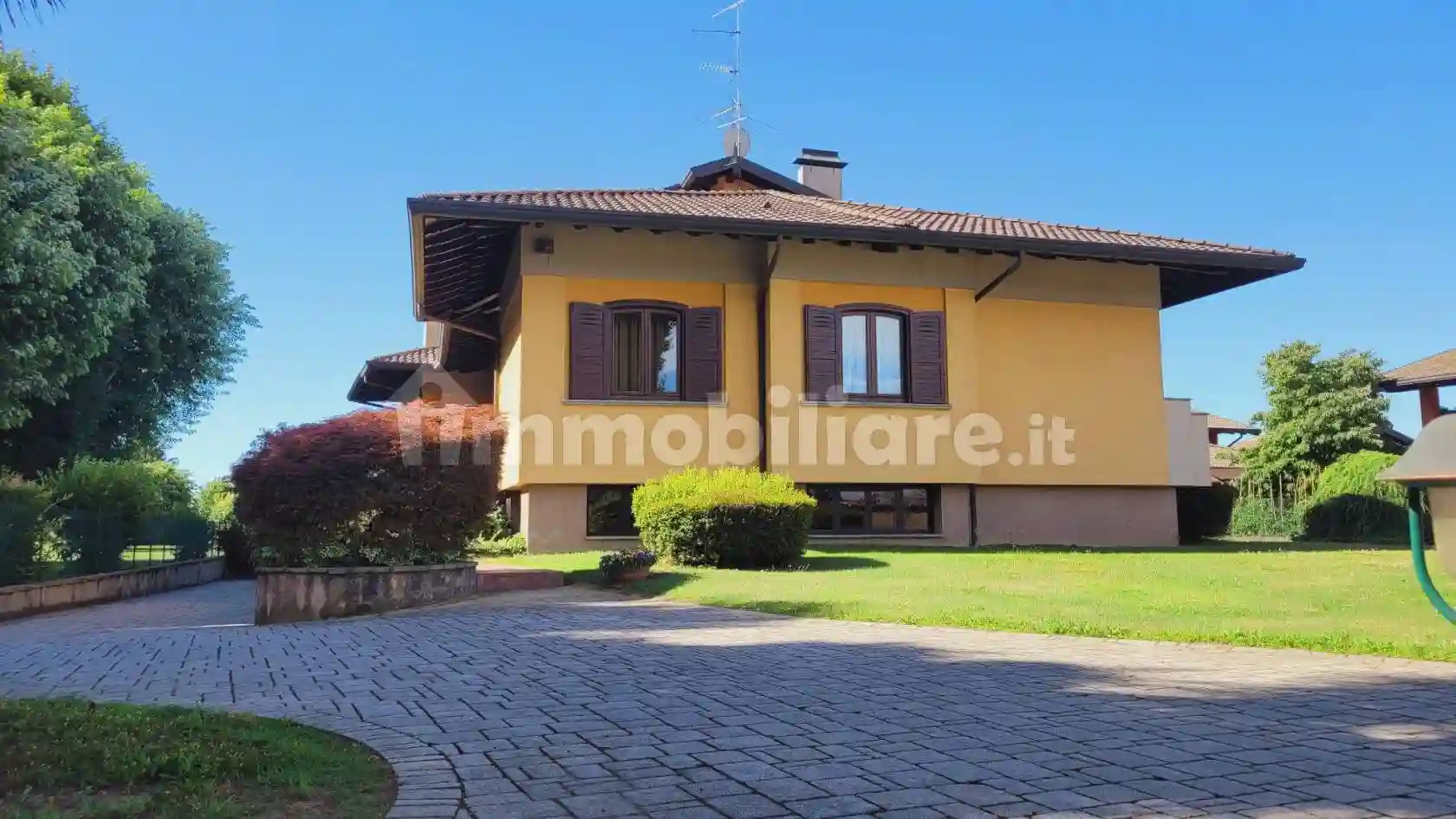 Villa - foto 2