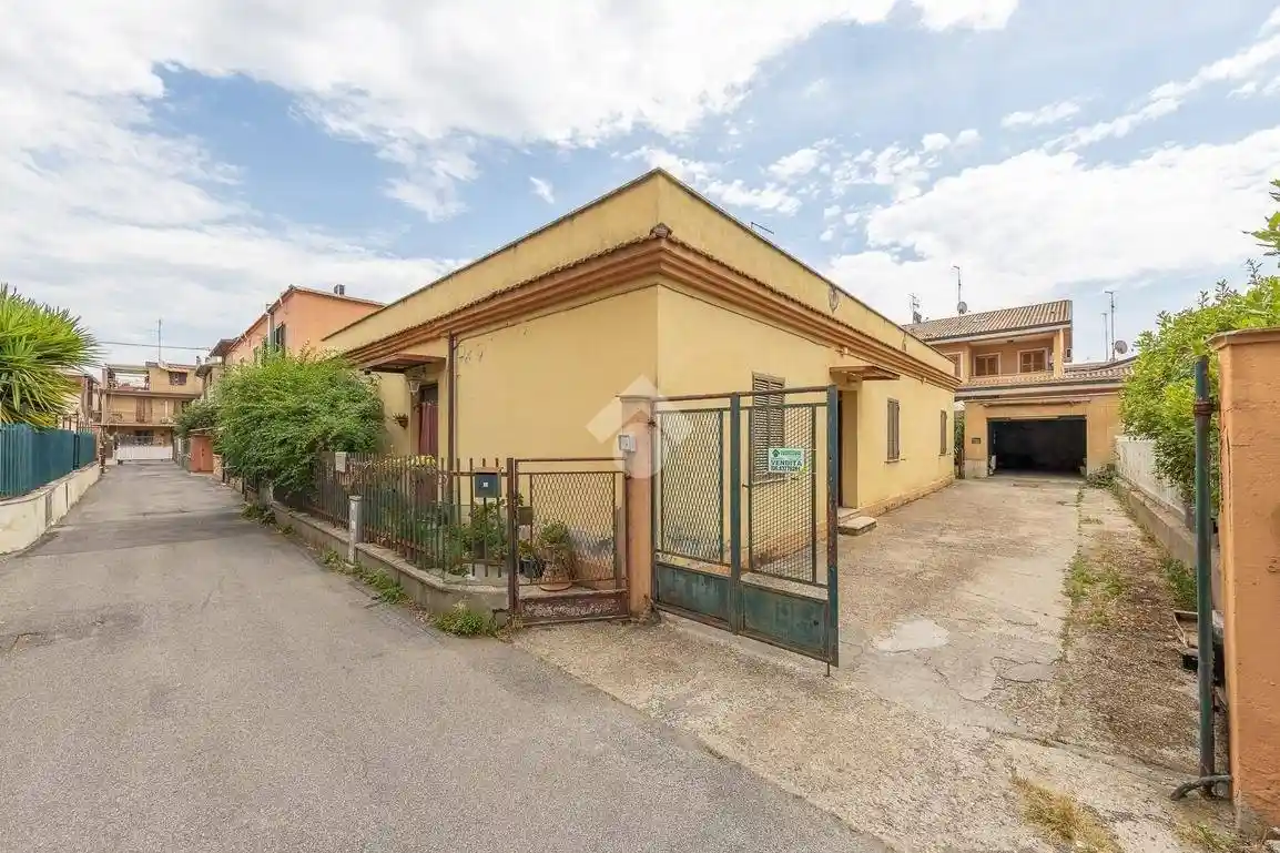 Villa in vendita a Roma