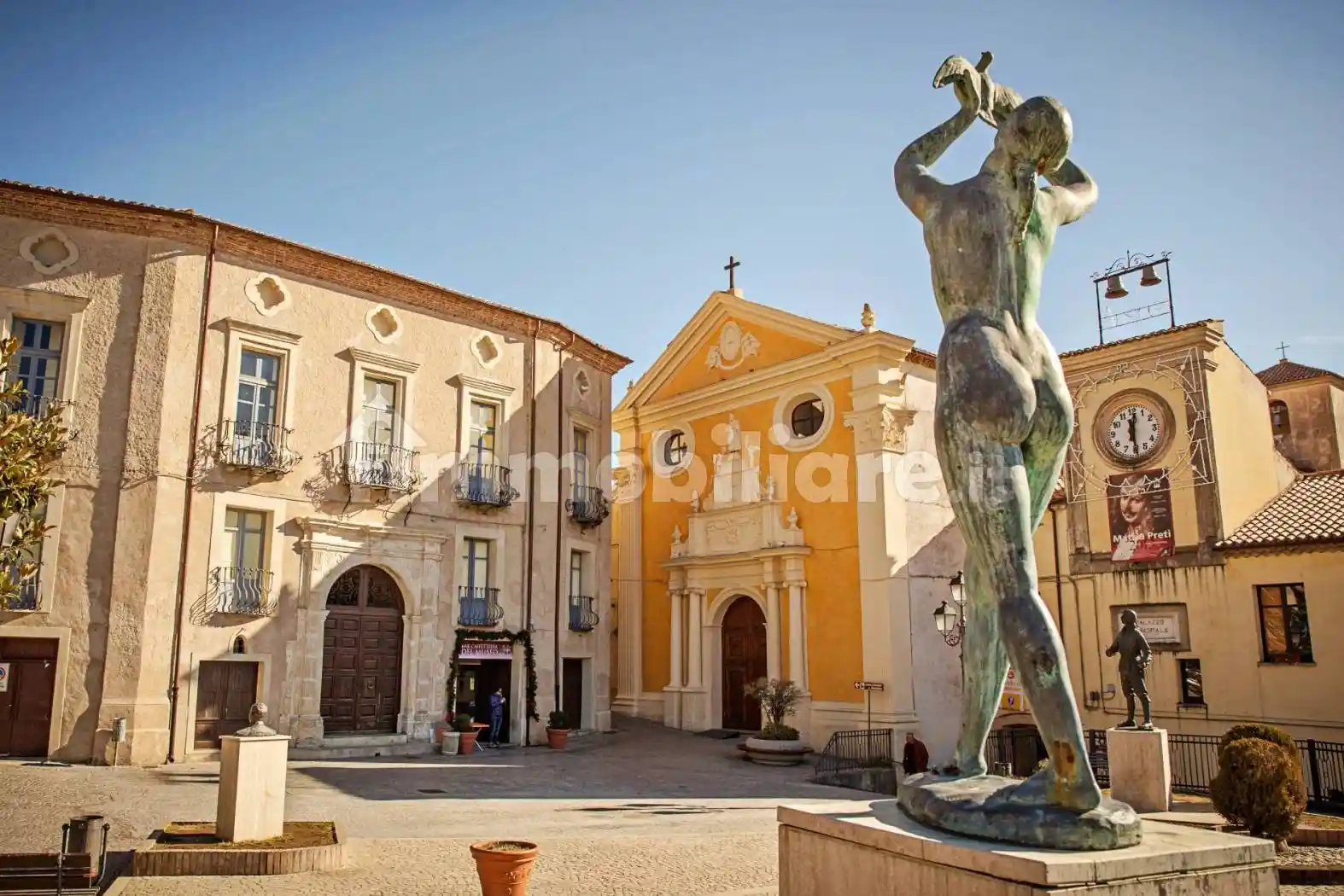 Casa indipendente in vendita a Taverna