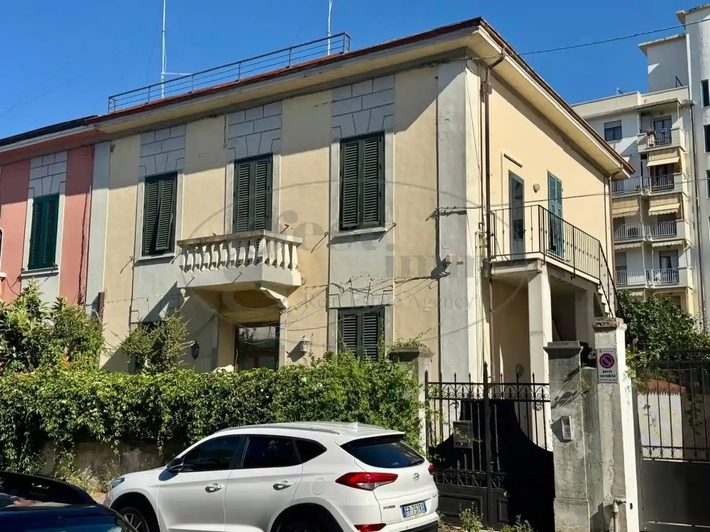 Villa in vendita a Livorno