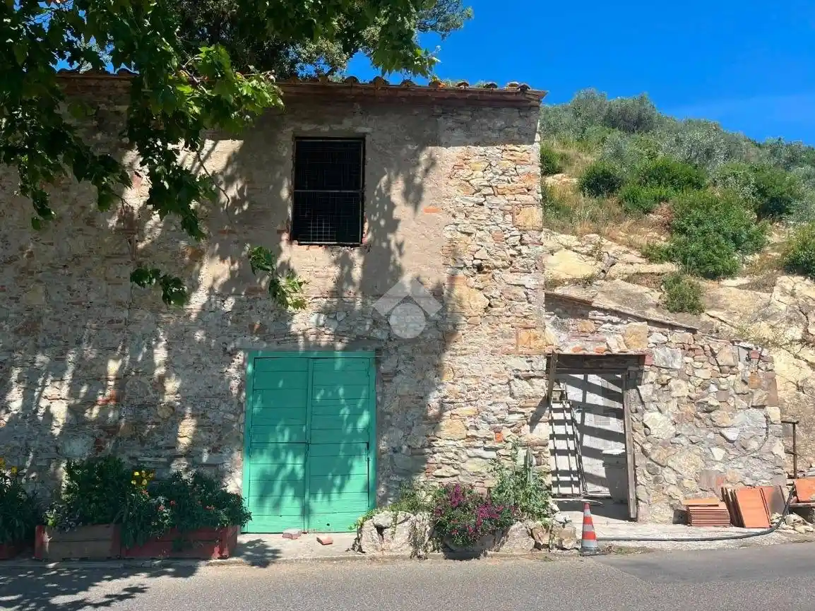 Rustico - Casale in vendita a Vecchiano