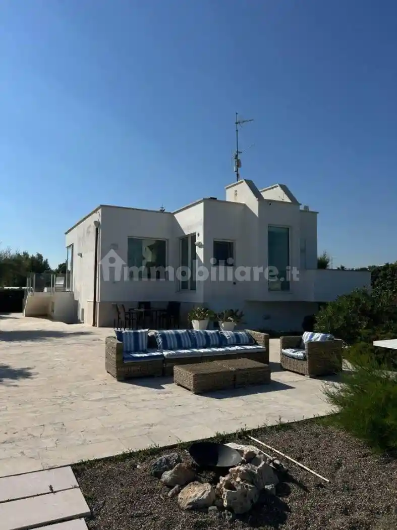 Villa in vendita a Mola di Bari