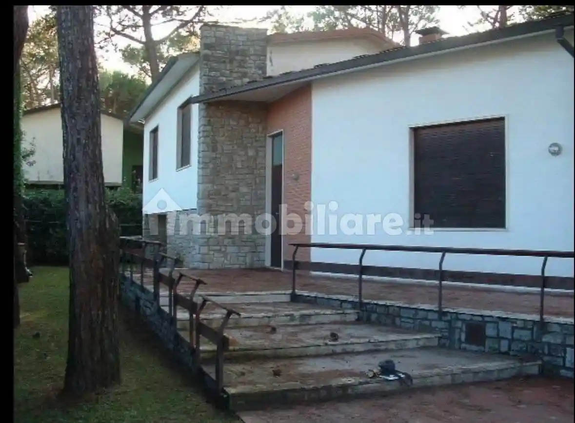 Villa in vendita a Camaiore