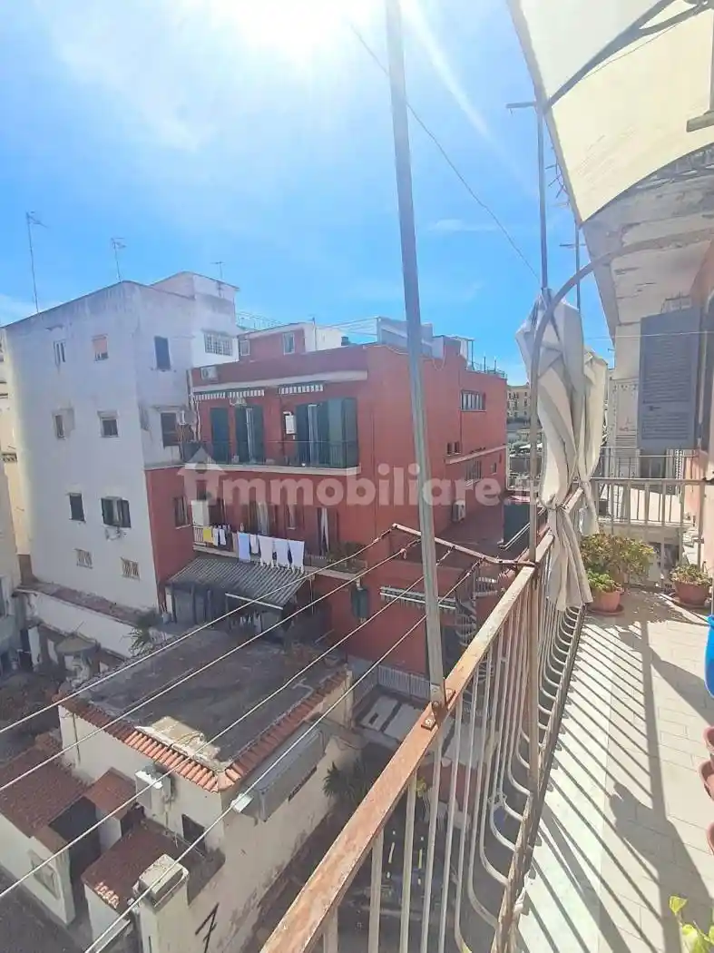 Appartamento in vendita a Pozzuoli