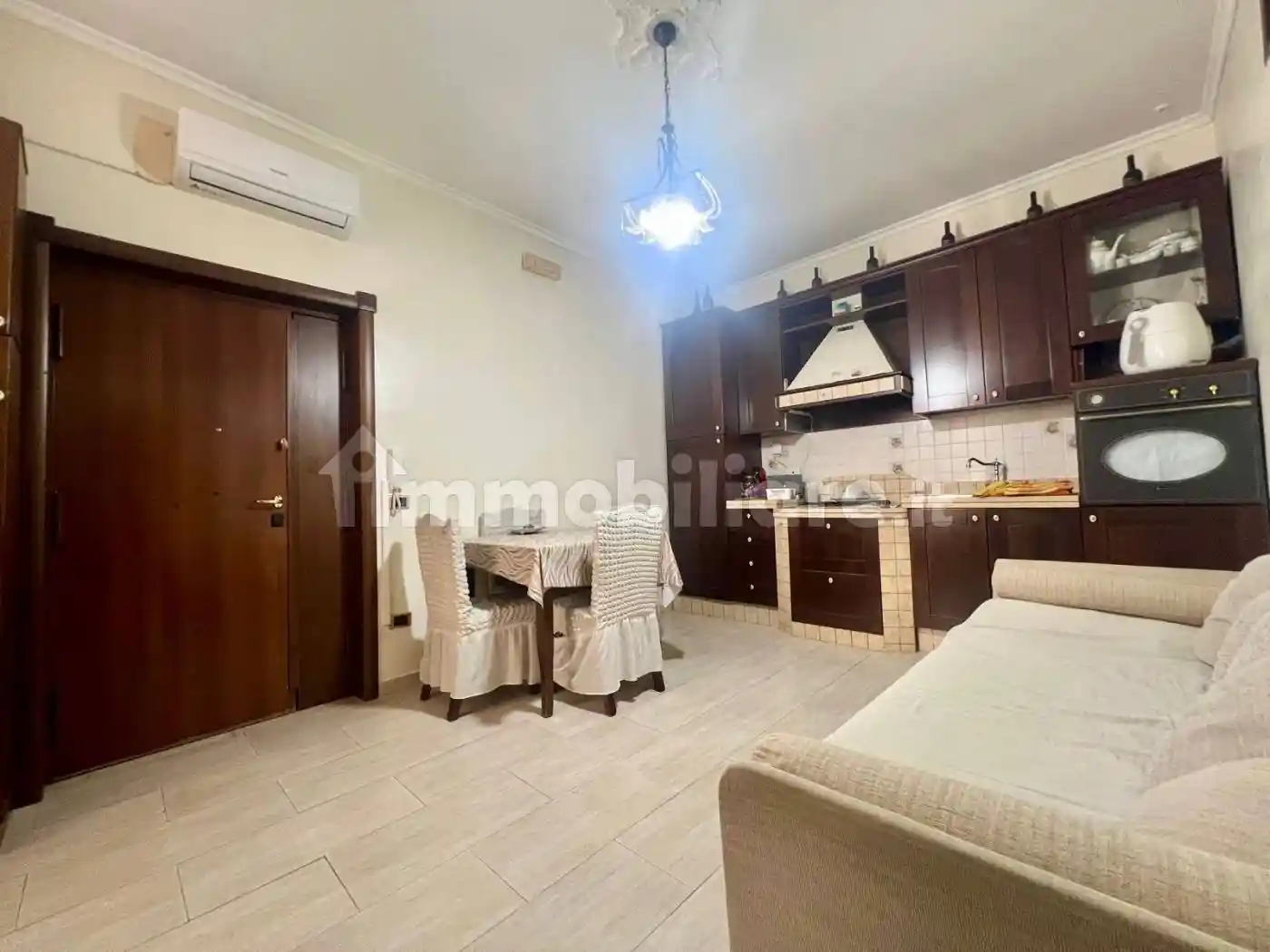 Appartamento in vendita a Napoli