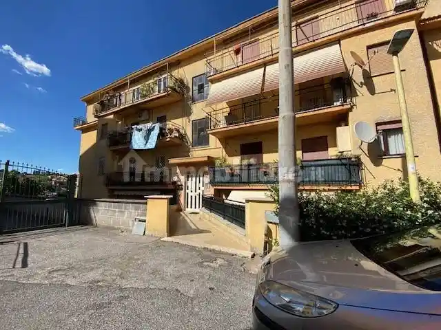 Appartamento in vendita a Rignano Flaminio