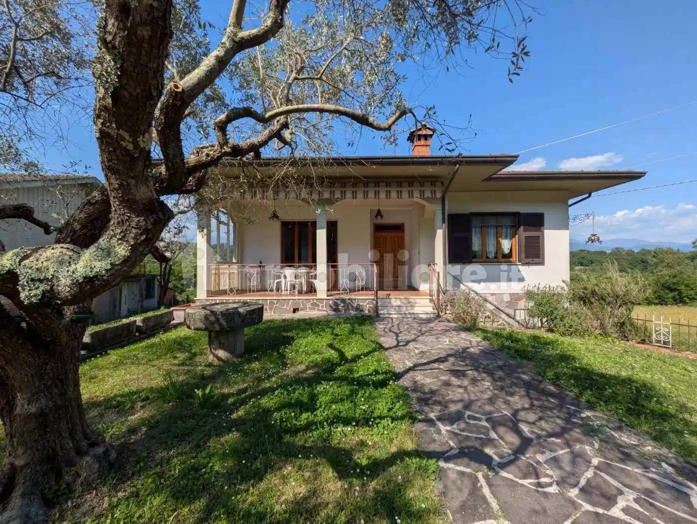Villa in vendita a Tresana