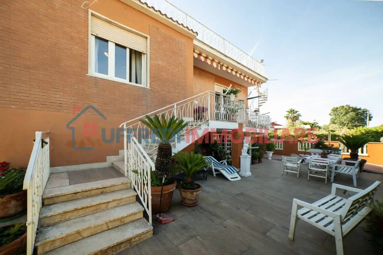 Villa in vendita a Cisterna di Latina