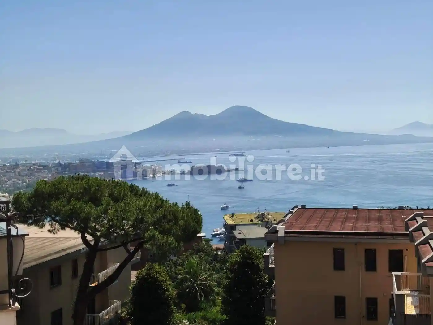 Appartamento in vendita a Napoli