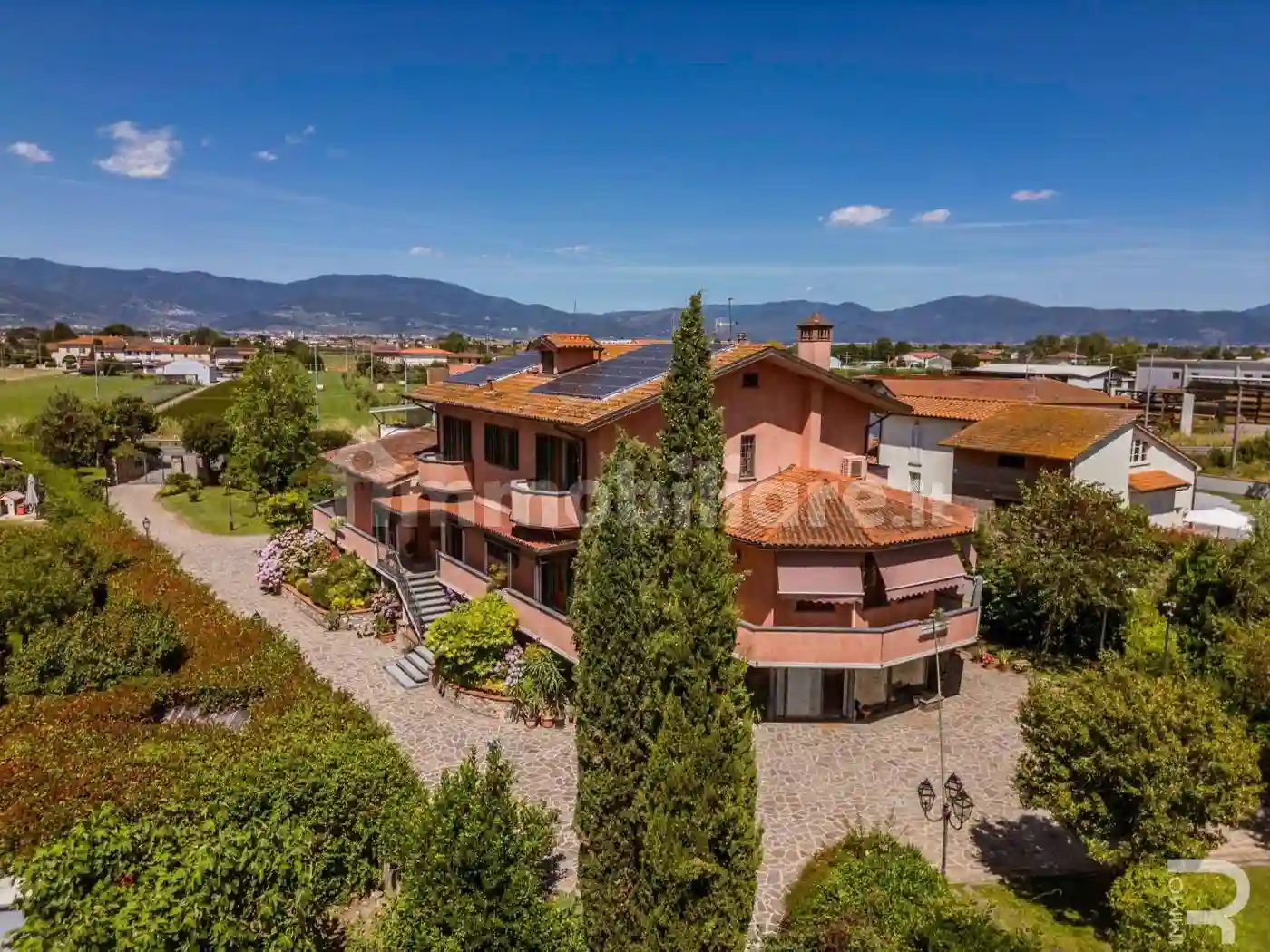 Villa - foto 2