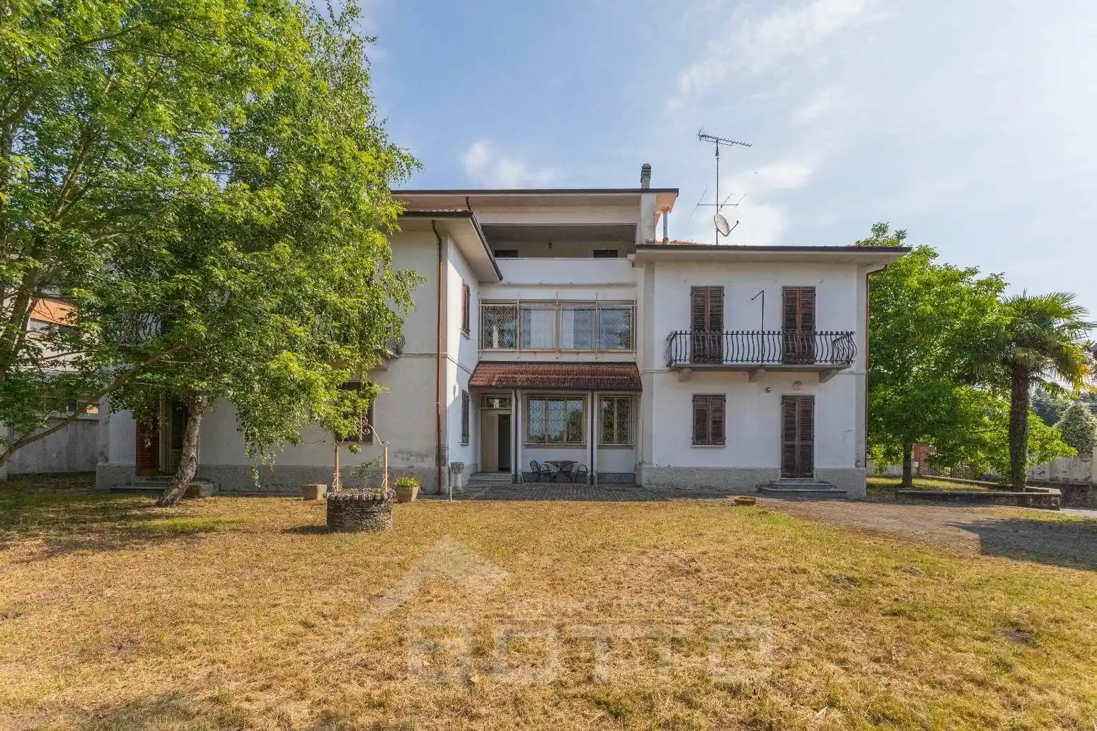 Villa in vendita a Maggiora