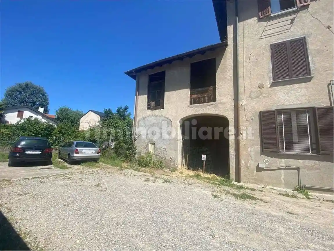 Rustico - Casale in vendita a Fino Mornasco