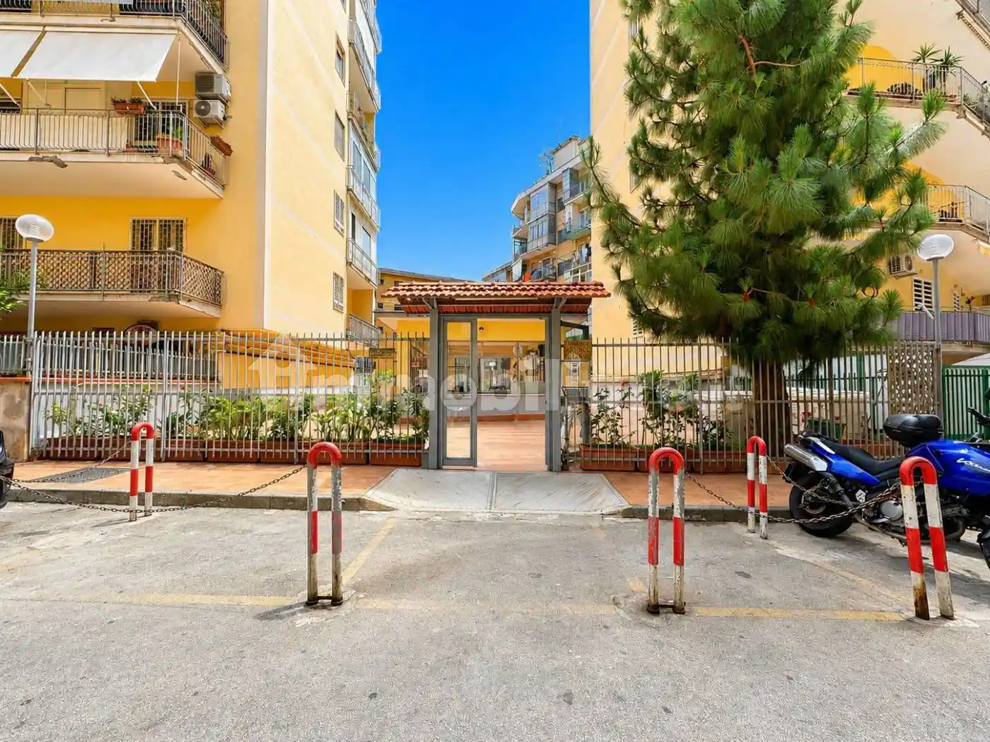 Appartamento in vendita a Napoli