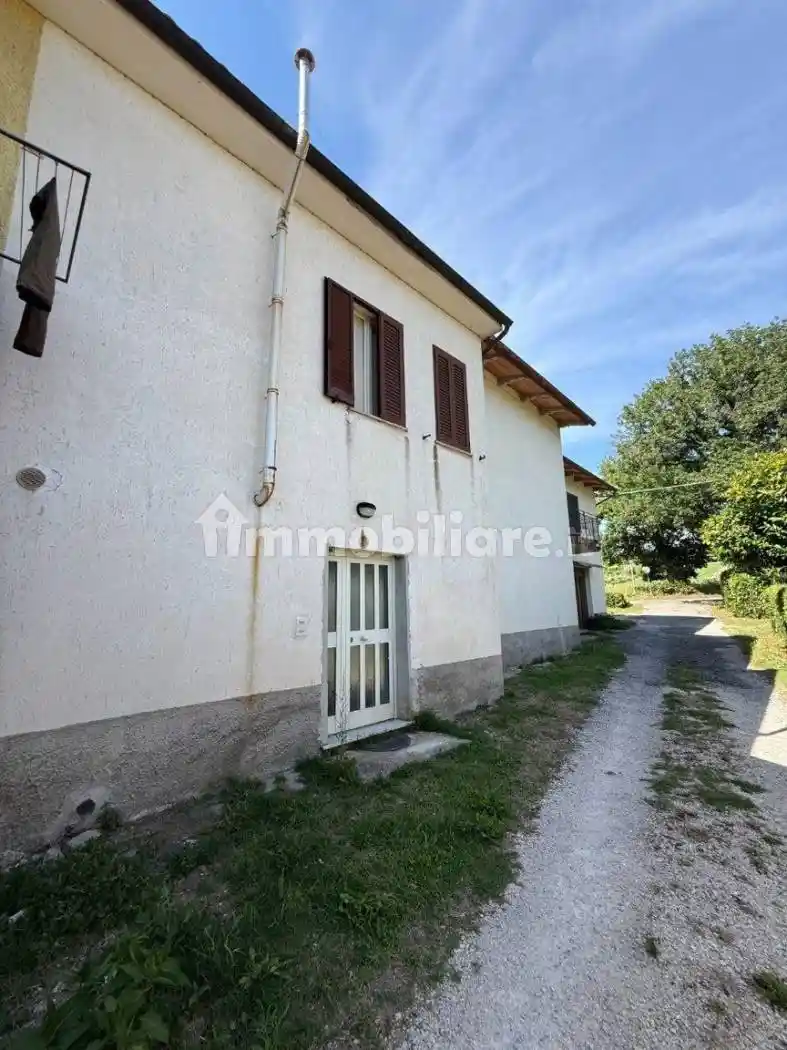 Casa indipendente in vendita a Narni