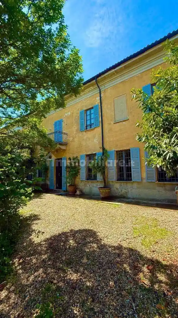 Villa in vendita a Lomello
