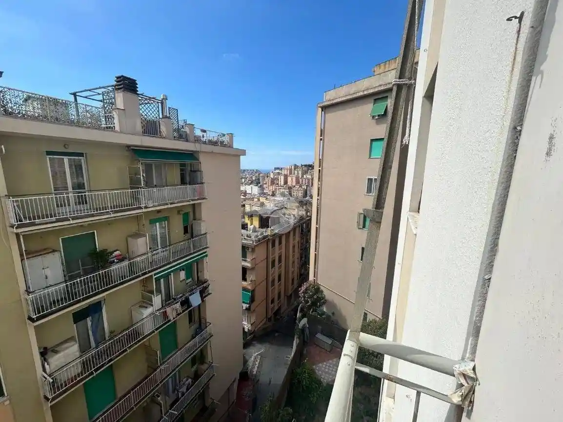 Appartamento in vendita a Genova