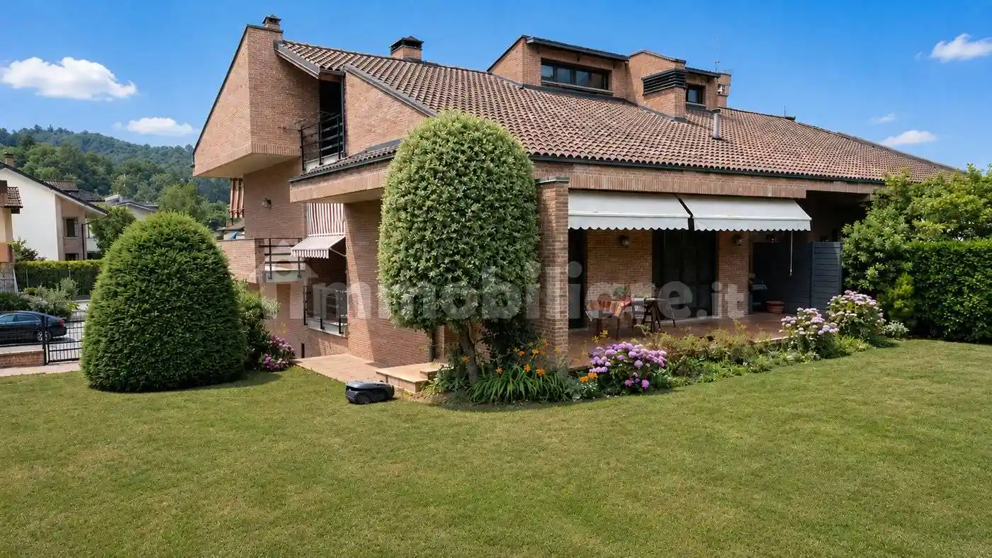 Villa in vendita a Saluzzo