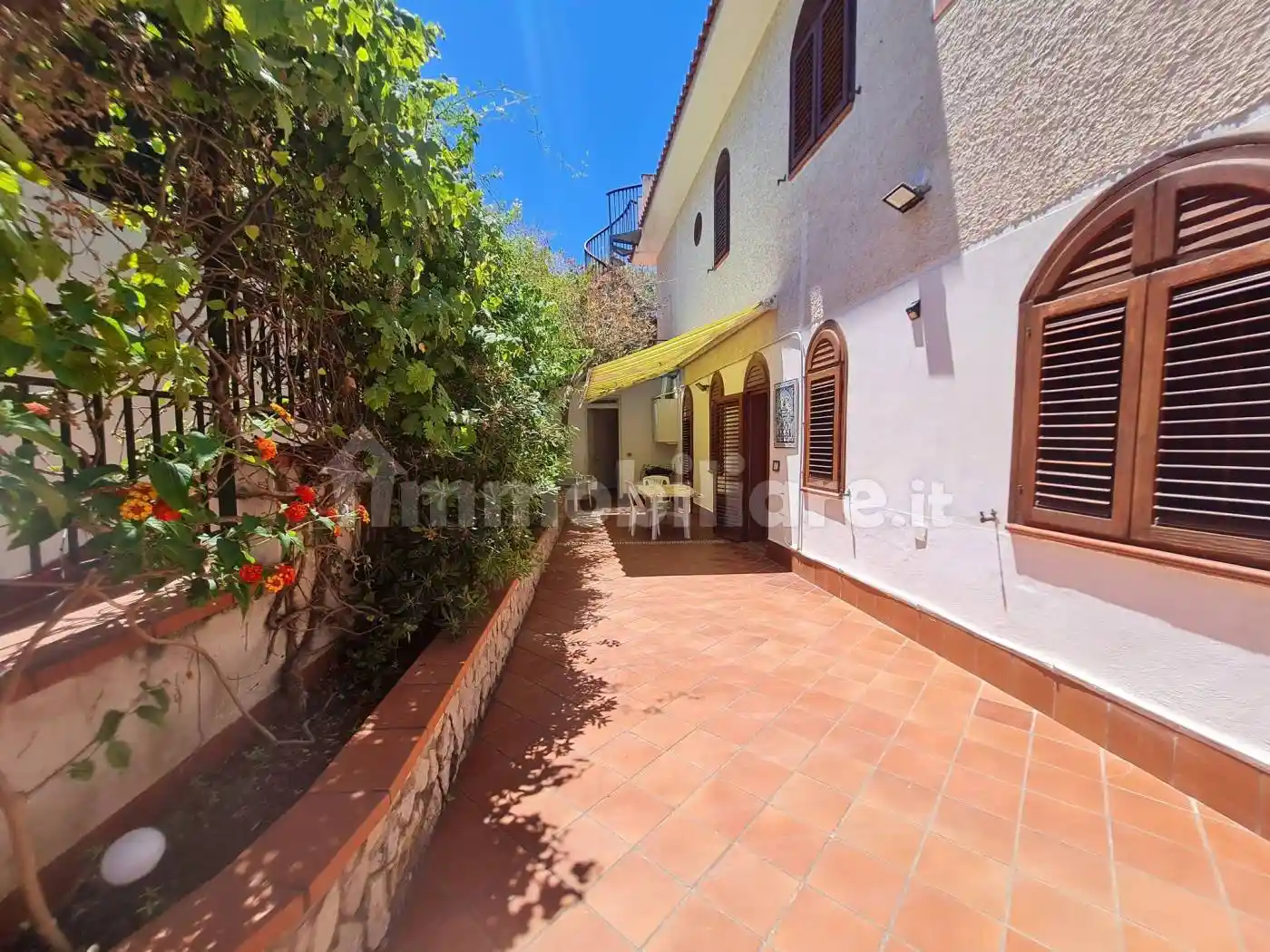 Villa in vendita a Altavilla Milicia