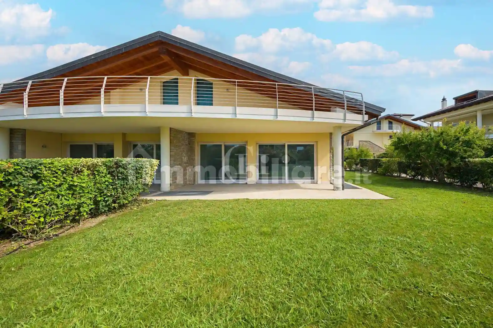 Villa - foto 2