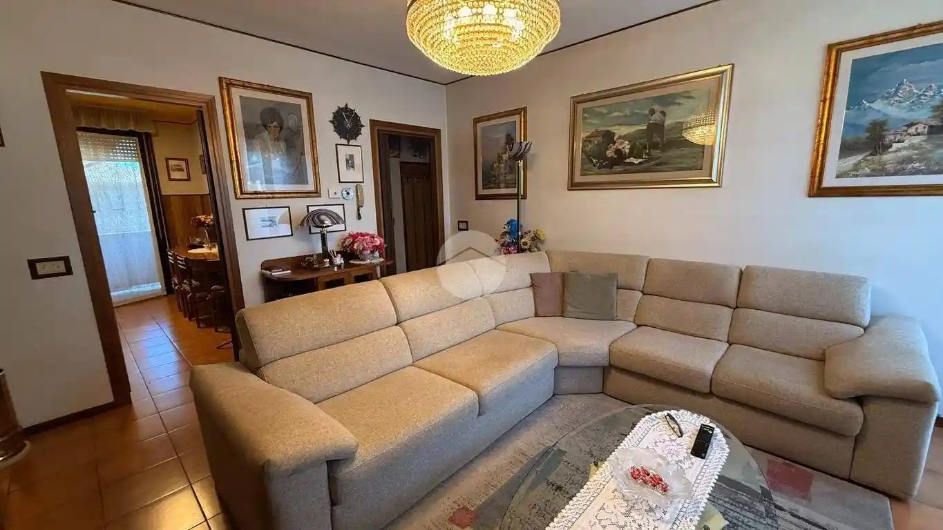 Appartamento in vendita a Piancogno