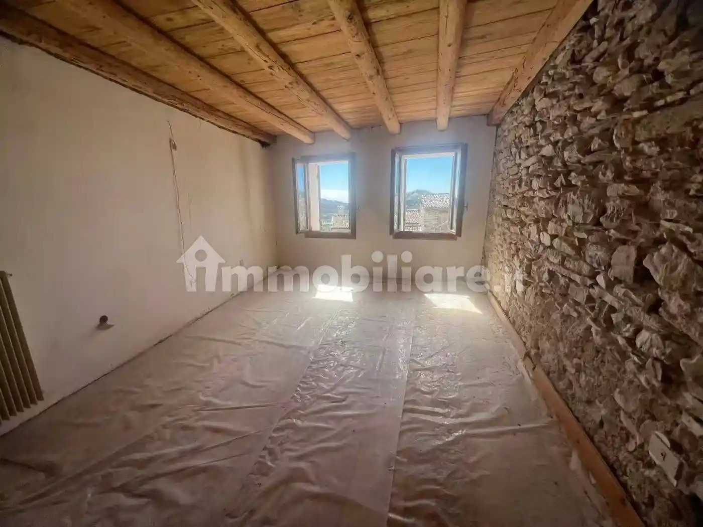 Casa indipendente in vendita a Cavaso del Tomba
