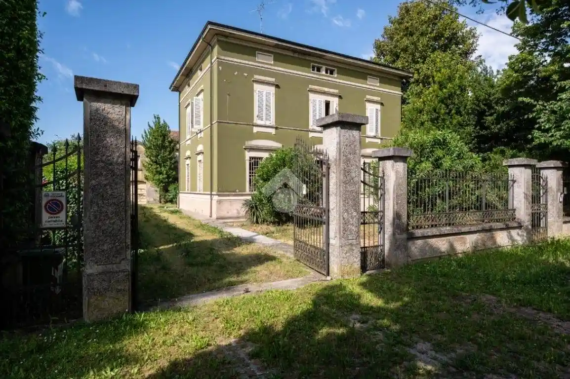 Villa in vendita a Pegognaga