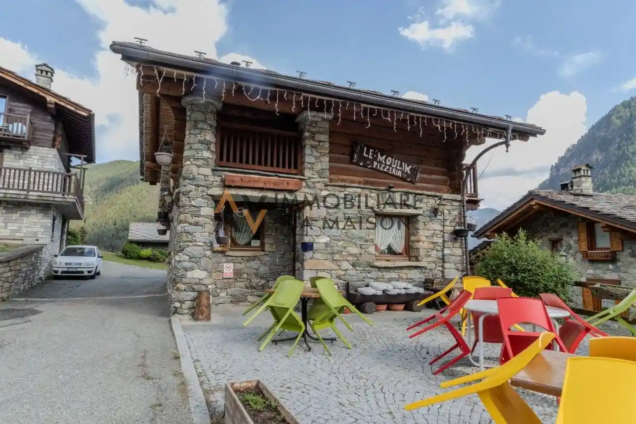 Villa in vendita a Brusson