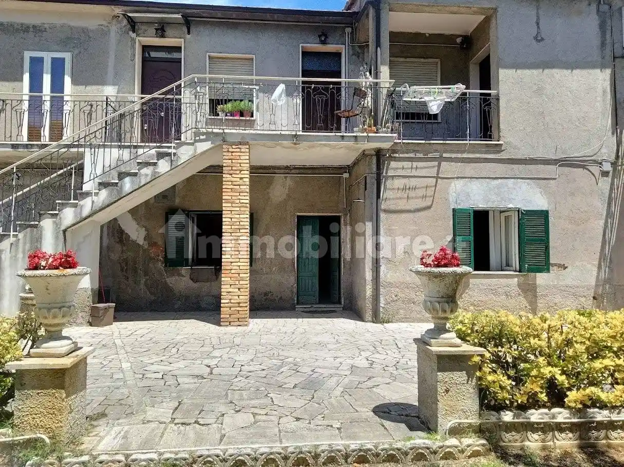 Appartamento in vendita a Sant'Oreste